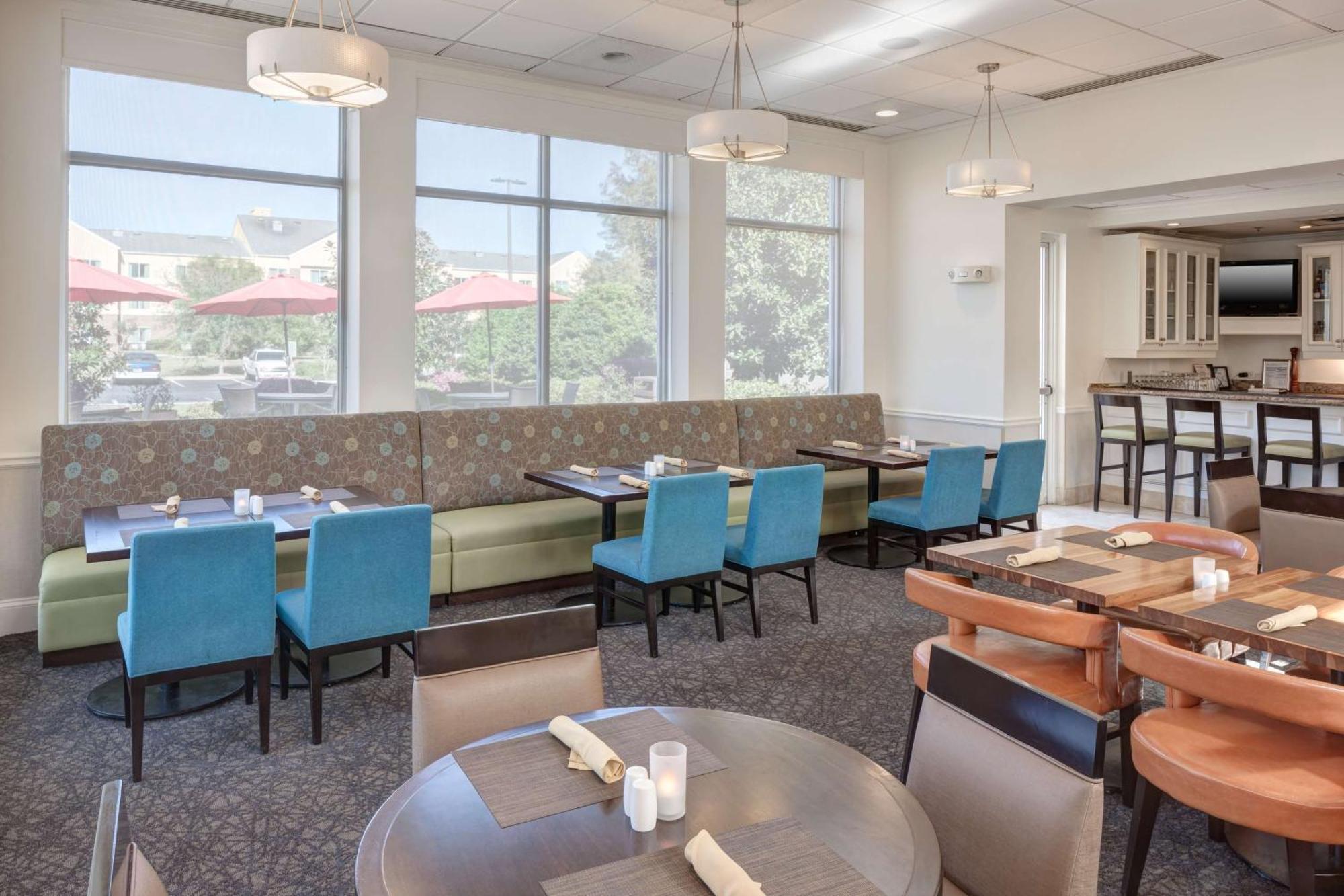 Hilton Garden Inn Savannah Airport Екстериор снимка